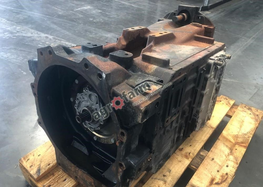 Skrzynia biegów New Holland T6.180 51459874 - Pavarų dėžė: foto 2 Skrzynia biegów New Holland T6.180 51459874 - Pavarų dėžė: foto 2