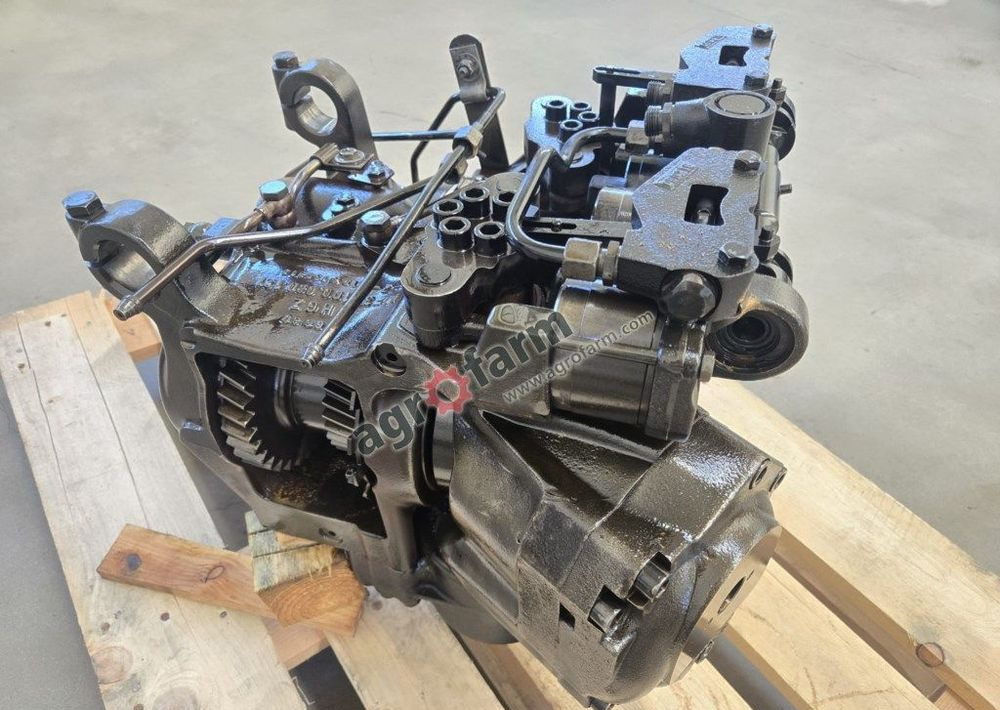 Skrzynia biegów Vario ML180, Massey Ferguson 6614 - Pavarų dėžė: foto 2 Skrzynia biegów Vario ML180, Massey Ferguson 6614 - Pavarų dėžė: foto 2