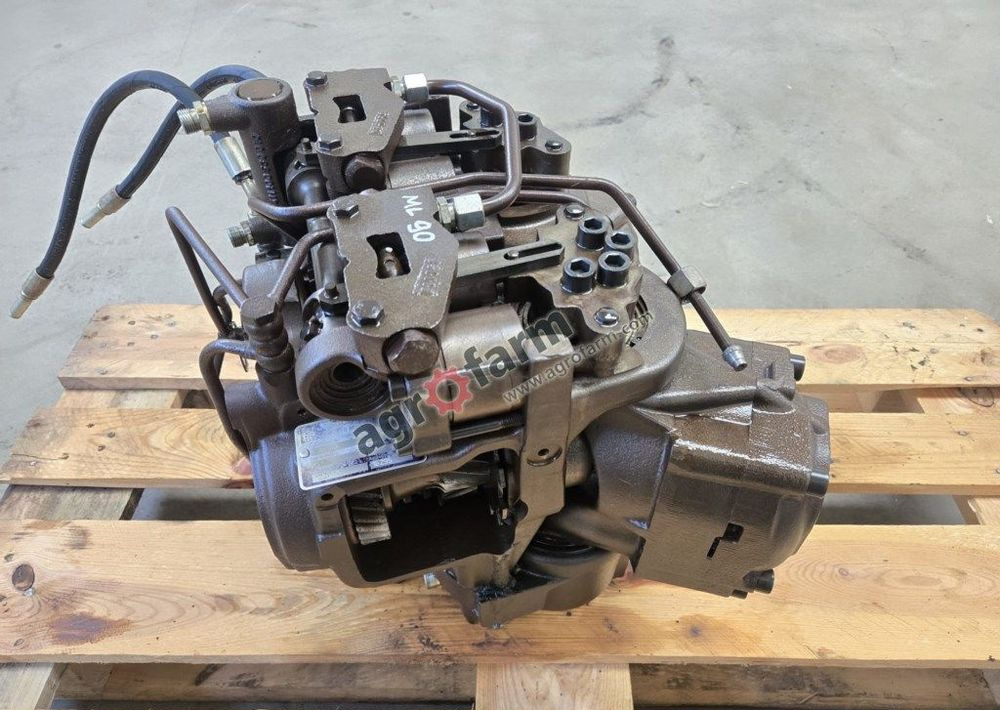 Skrzynia biegów Vario ML90, Fendt 516, 514, 512 - Pavarų dėžė: foto 2 Skrzynia biegów Vario ML90, Fendt 516, 514, 512 - Pavarų dėžė: foto 2