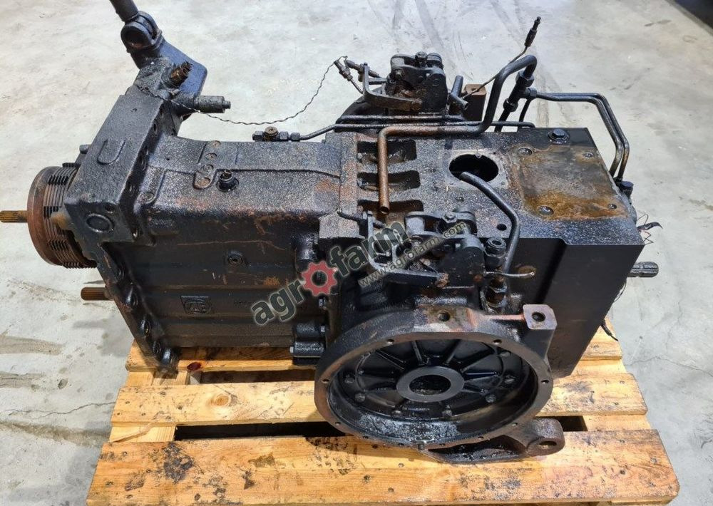 Skrzynia biegów, most tylny Deutz Agrotron 100 - Pavarų dėžė: foto 3 Skrzynia biegów, most tylny Deutz Agrotron 100 - Pavarų dėžė: foto 3
