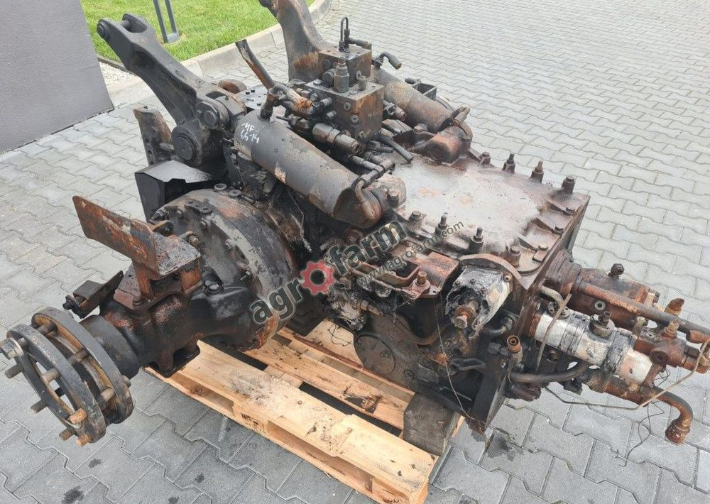 Skrzynia biegów, tylny most Massey Ferguson 6614 - Pavarų dėžė: foto 1 Skrzynia biegów, tylny most Massey Ferguson 6614 - Pavarų dėžė: foto 1