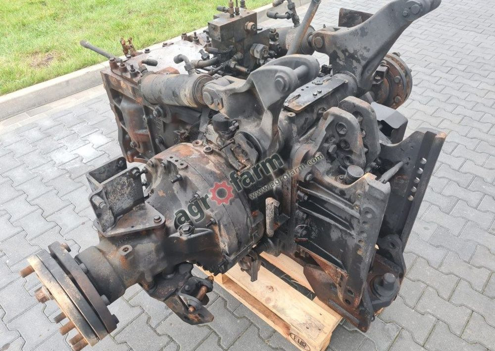 Skrzynia biegów, tylny most Massey Ferguson 6614 - Pavarų dėžė: foto 3 Skrzynia biegów, tylny most Massey Ferguson 6614 - Pavarų dėžė: foto 3