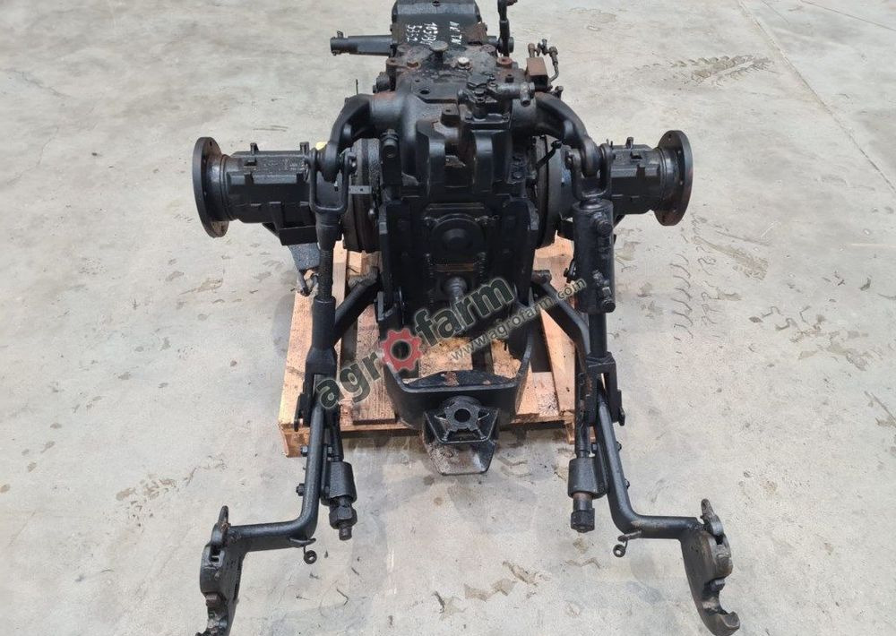 Tylny most New Holland TN70F 44366006 - Pavarų dėžė: foto 4 Tylny most New Holland TN70F 44366006 - Pavarų dėžė: foto 4