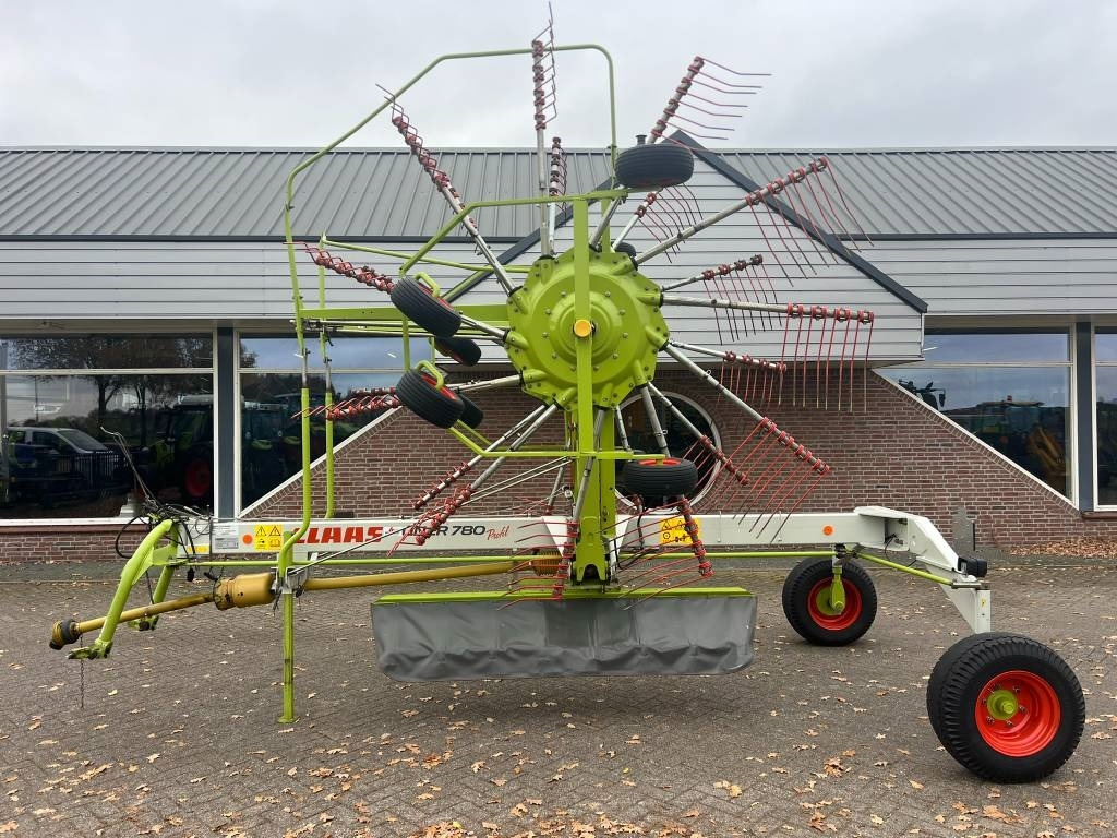 Claas Liner 780 Profil - Šieno grėblys/ Vartytuvas: foto 2 Claas Liner 780 Profil - Šieno grėblys/ Vartytuvas: foto 2