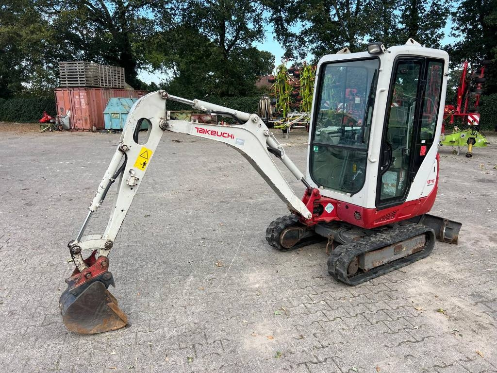 Takeuchi TB 216 - Mini ekskavatorius: foto 1 Takeuchi TB 216 - Mini ekskavatorius: foto 1