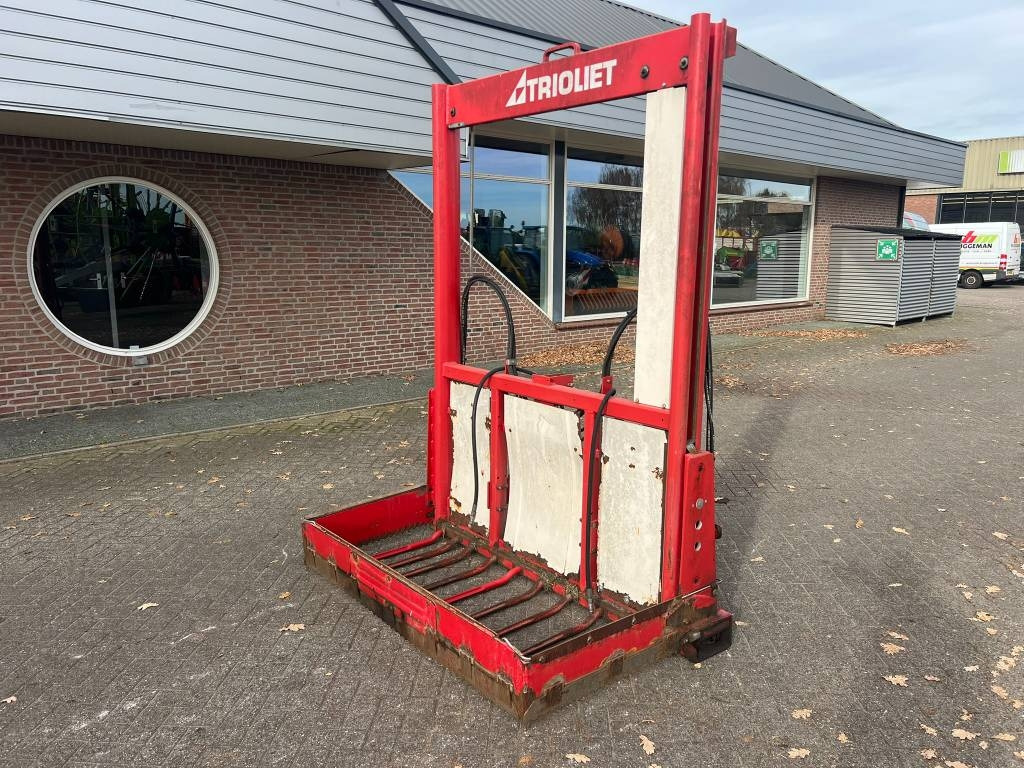 Trioliet TU 170 kuilvoersnijder - Gyvulininkystės įranga: foto 1 Trioliet TU 170 kuilvoersnijder - Gyvulininkystės įranga: foto 1