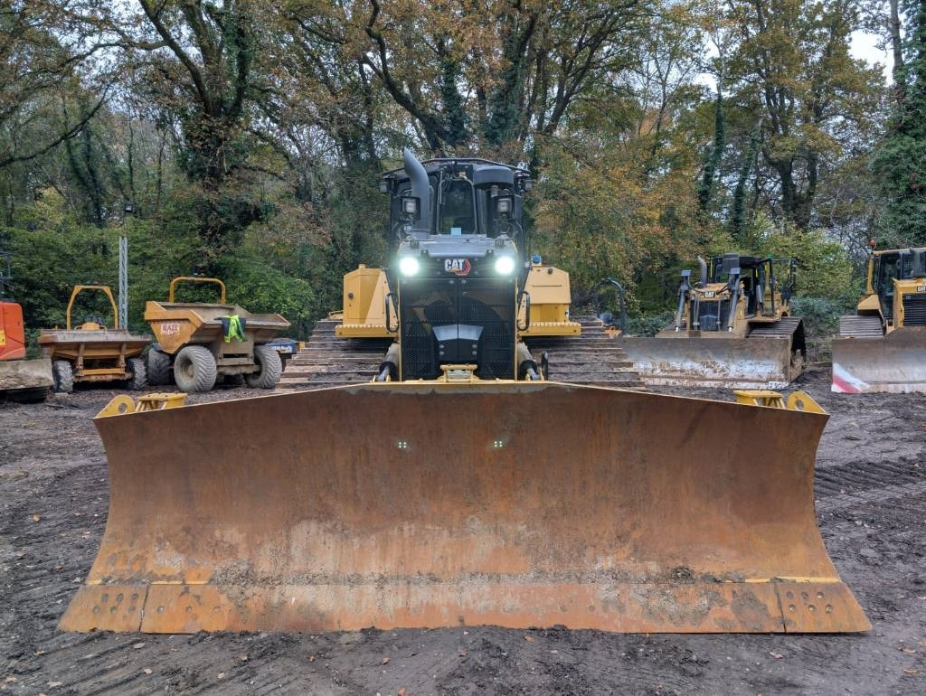 CAT D 6 LGP - Buldozeris: foto 2 CAT D 6 LGP - Buldozeris: foto 2