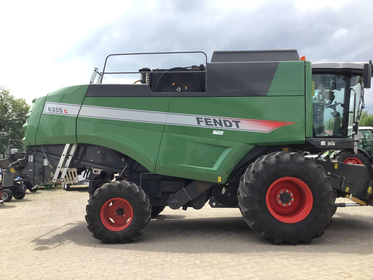 Fendt 6335 C - Derliaus nuėmimo kombainas: foto 3 Fendt 6335 C - Derliaus nuėmimo kombainas: foto 3