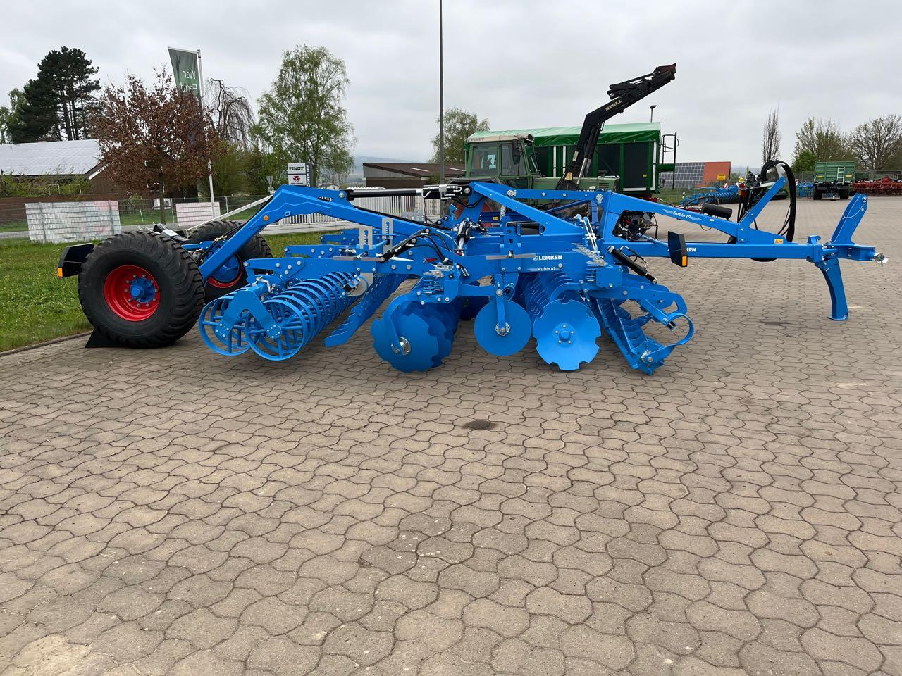 Lemken Rubin 10 TF/500 - Diskiniai skutikai: foto 1 Lemken Rubin 10 TF/500 - Diskiniai skutikai: foto 1