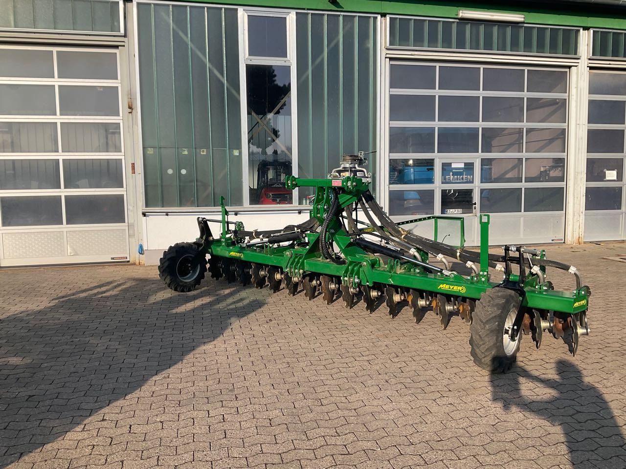 Meyer-Lohne Mixi 600 - Tręšimo technika: foto 1 Meyer-Lohne Mixi 600 - Tręšimo technika: foto 1