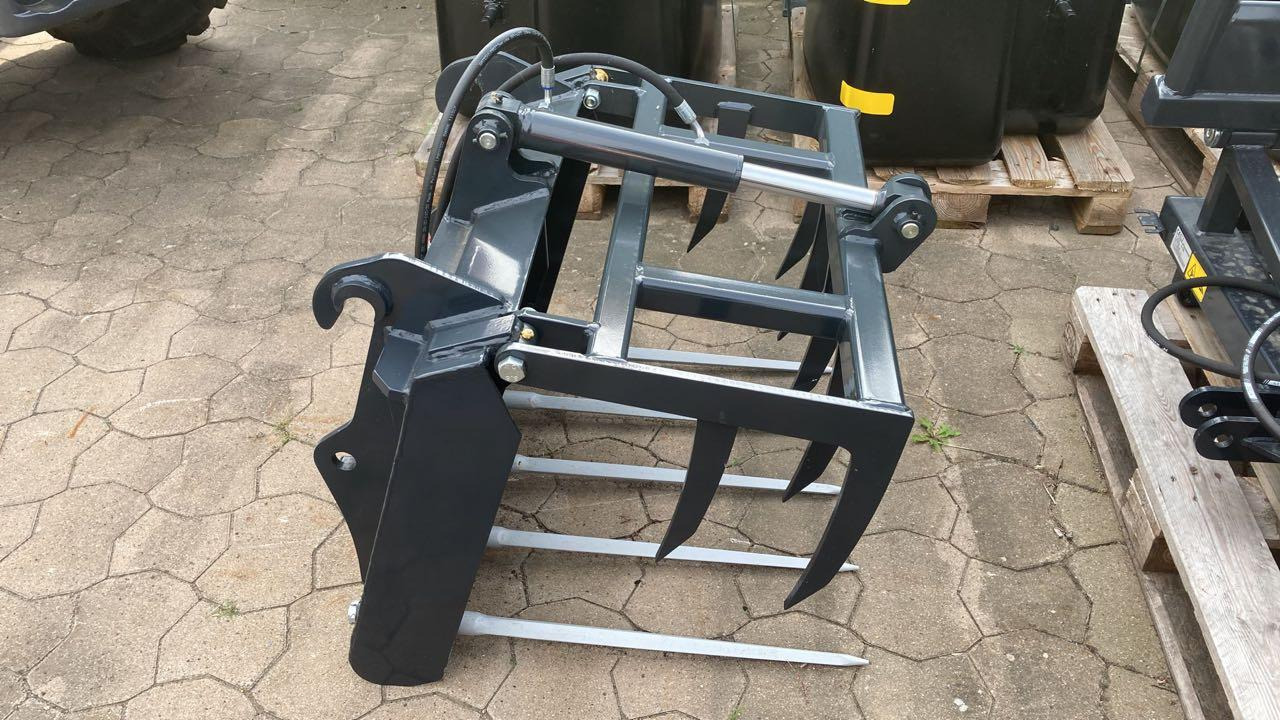 Schäffer Krokodilgebiss - Siloso įranga: foto 4 Schäffer Krokodilgebiss - Siloso įranga: foto 4