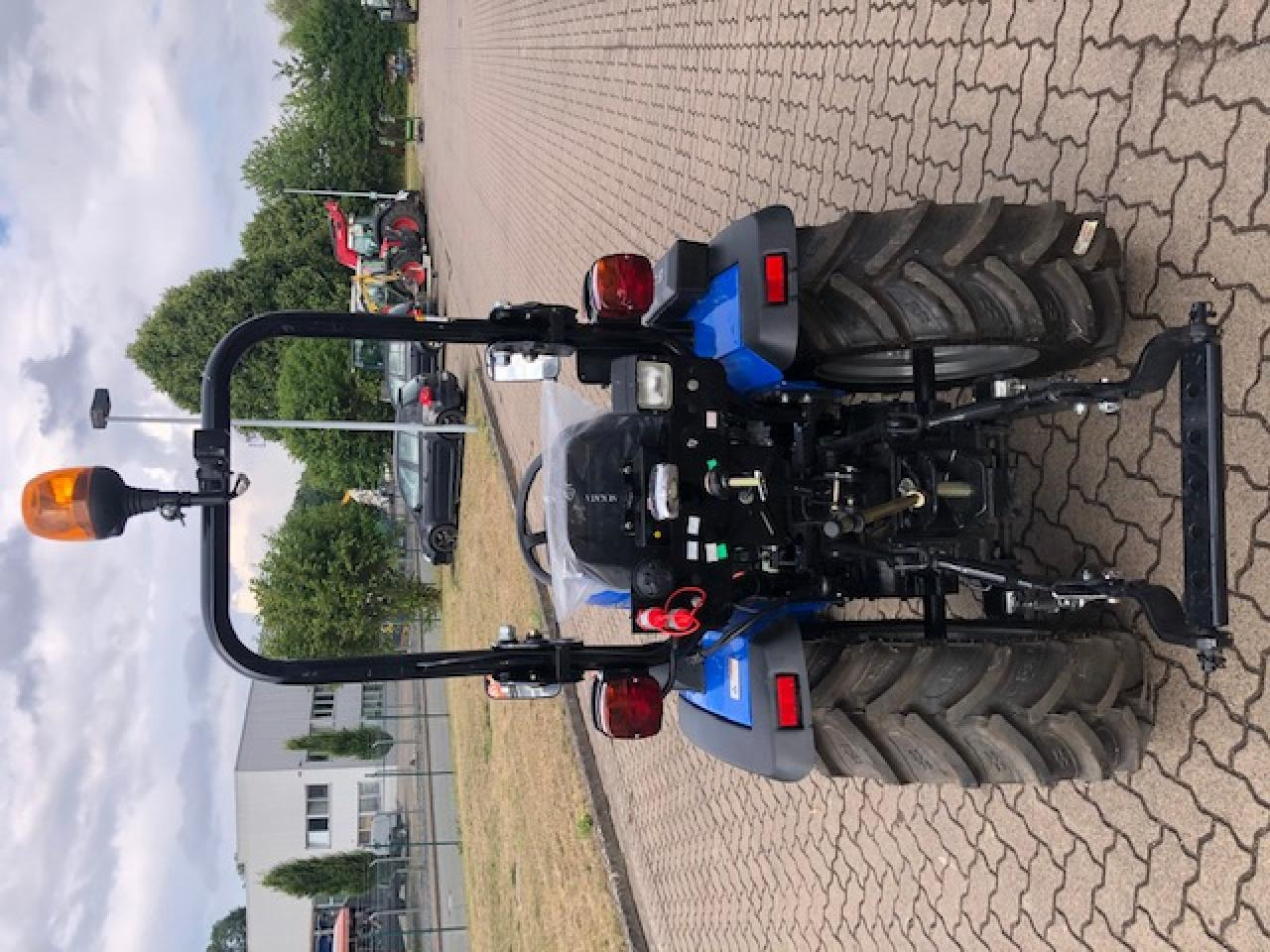 Solis 26 6+2 - Traktorius: foto 4 Solis 26 6+2 - Traktorius: foto 4