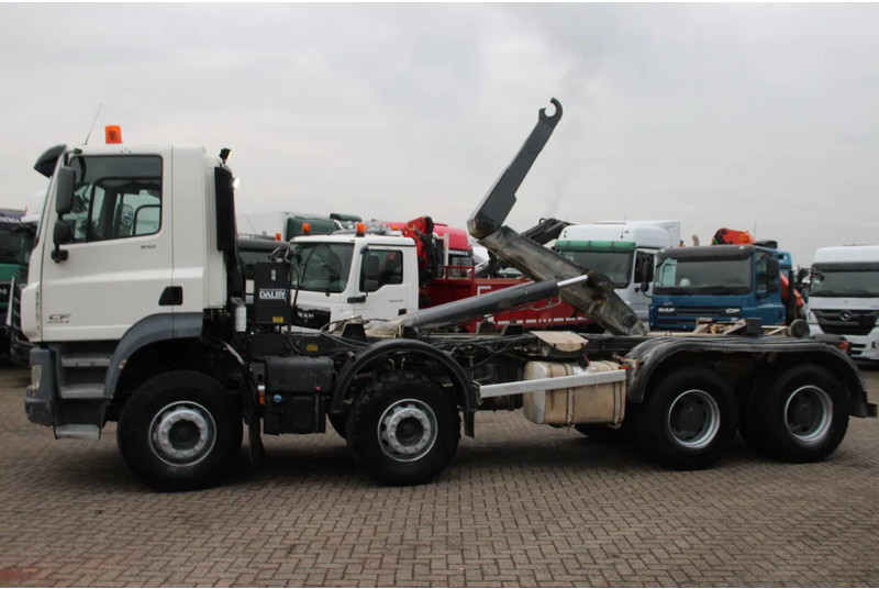 DAF CF 510 + 8X4 + SPRING SUSPENSION + MANUAL + EURO 6 - Hook-lift sunkvežimis: foto 3 DAF CF 510 + 8X4 + SPRING SUSPENSION + MANUAL + EURO 6 - Hook-lift sunkvežimis: foto 3