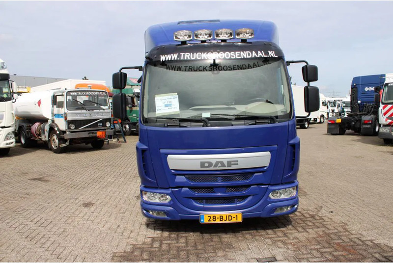 DAF LF 230 + EURO 6 - Gyvulių pervežimo sunkvežimis: foto 2 DAF LF 230 + EURO 6 - Gyvulių pervežimo sunkvežimis: foto 2