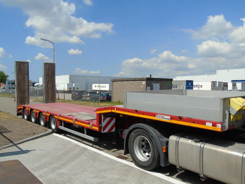 Faymonville 4x AXLE + 6.5 EXTENDABLE + RAMPS FULLY FUNCTIONAL - Autovežis puspriekabė: foto 2 Faymonville 4x AXLE + 6.5 EXTENDABLE + RAMPS FULLY FUNCTIONAL - Autovežis puspriekabė: foto 2