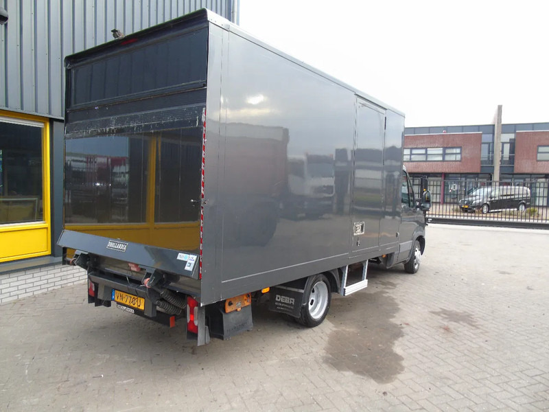 Iveco Daily 35C13 + LIFT + EURO 5 - Furgonas su krovinių dėže: foto 3 Iveco Daily 35C13 + LIFT + EURO 5 - Furgonas su krovinių dėže: foto 3
