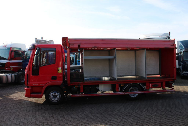Iveco Eurocargo 100E18 + EURO 5 + LOW KM - Gaisrinė mašina: foto 3 Iveco Eurocargo 100E18 + EURO 5 + LOW KM - Gaisrinė mašina: foto 3