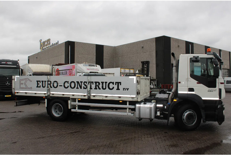 Iveco Stralis 360 + 19t + euro 5 - Platforminis/ Bortinis sunkvežimis: foto 4 Iveco Stralis 360 + 19t + euro 5 - Platforminis/ Bortinis sunkvežimis: foto 4