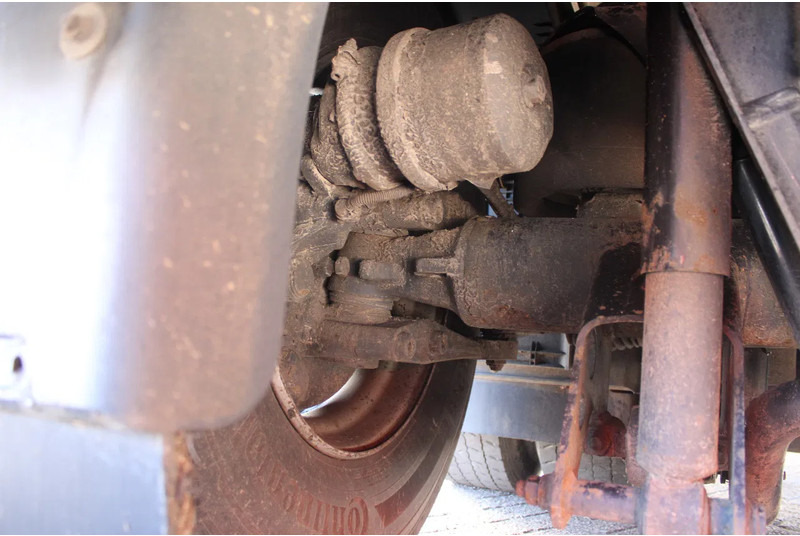 Sunkvežimis su kranu MAN TGS 26.440 + HMF 22T/M + remote + 6x2 steering + EURO 5: foto 13 Sunkvežimis su kranu MAN TGS 26.440 + HMF 22T/M + remote + 6x2 steering + EURO 5: foto 13