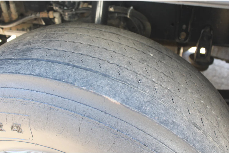 Sunkvežimis su kranu MAN TGS 26.440 + HMF 22T/M + remote + 6x2 steering + EURO 5: foto 14 Sunkvežimis su kranu MAN TGS 26.440 + HMF 22T/M + remote + 6x2 steering + EURO 5: foto 14