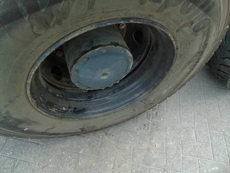 Važiuoklės sunkvežimis Mercedes-Benz Arocs 2640 + 6x4 + functional / engine good + EURO 6 + Drivabale: foto 16