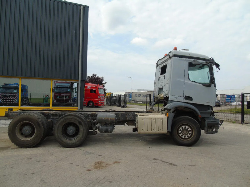 Mercedes-Benz Arocs 2640 + 6x4 + functional / engine good + EURO 6 + Drivabale - Važiuoklės sunkvežimis: foto 5 Mercedes-Benz Arocs 2640 + 6x4 + functional / engine good + EURO 6 + Drivabale - Važiuoklės sunkvežimis: foto 5