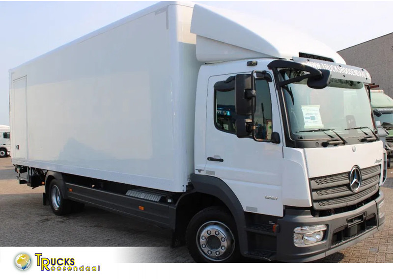 Mercedes-Benz Atego 1221 + EURO 6 + LIFT + 12t - Furgonas sunkvežimis: foto 1 Mercedes-Benz Atego 1221 + EURO 6 + LIFT + 12t - Furgonas sunkvežimis: foto 1
