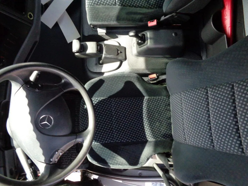 Mercedes-Benz Atego 816 + Euro 5 - Furgonas sunkvežimis: foto 5 Mercedes-Benz Atego 816 + Euro 5 - Furgonas sunkvežimis: foto 5
