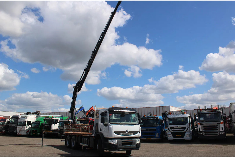 Renault Kerax 370 + HIAB 166-4 HIDRUO + 6X4 + MANUAL + SPRING + REMOTE + EURO 5 + 6X4 - Sunkvežimis su kranu: foto 2 Renault Kerax 370 + HIAB 166-4 HIDRUO + 6X4 + MANUAL + SPRING + REMOTE + EURO 5 + 6X4 - Sunkvežimis su kranu: foto 2