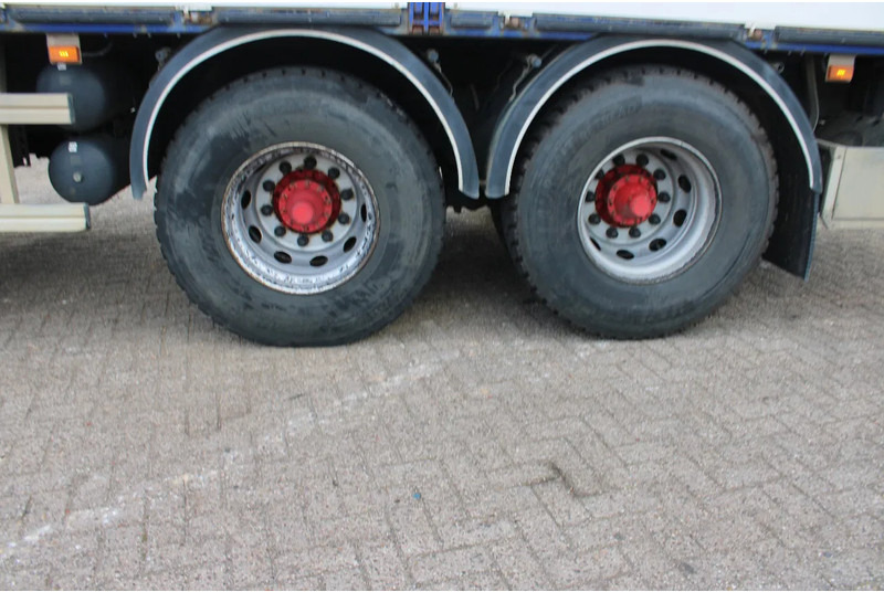 Scania G440 hiab 166-4 hipro + 6x4 + manual + remote - Sunkvežimis su kranu: foto 5 Scania G440 hiab 166-4 hipro + 6x4 + manual + remote - Sunkvežimis su kranu: foto 5