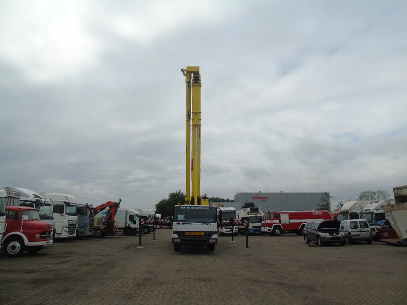 Sunkvežimis Mercedes-Benz Actros 4148 + 84 meters + 10x4: foto 6
