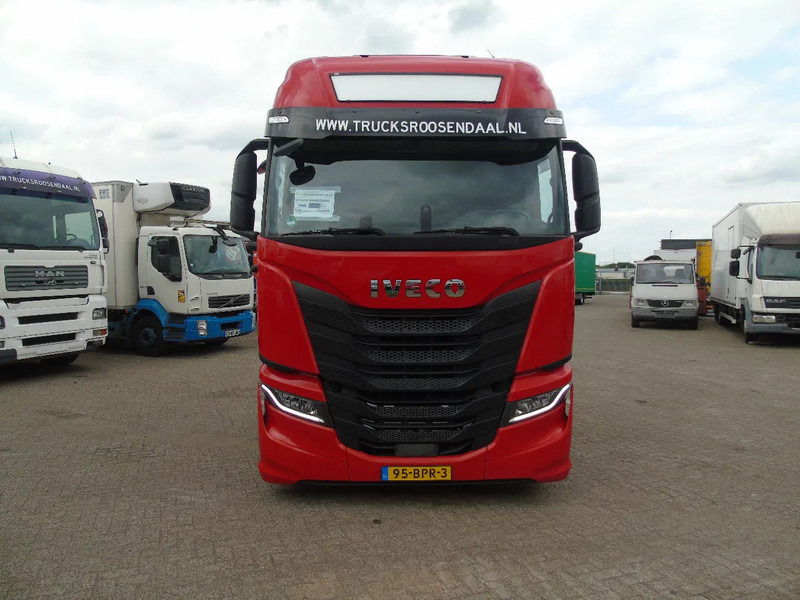 Iveco S-WAY 460 + LNG + 10 PIECES IN STOCK - Vilkikas: foto 5 Iveco S-WAY 460 + LNG + 10 PIECES IN STOCK - Vilkikas: foto 5