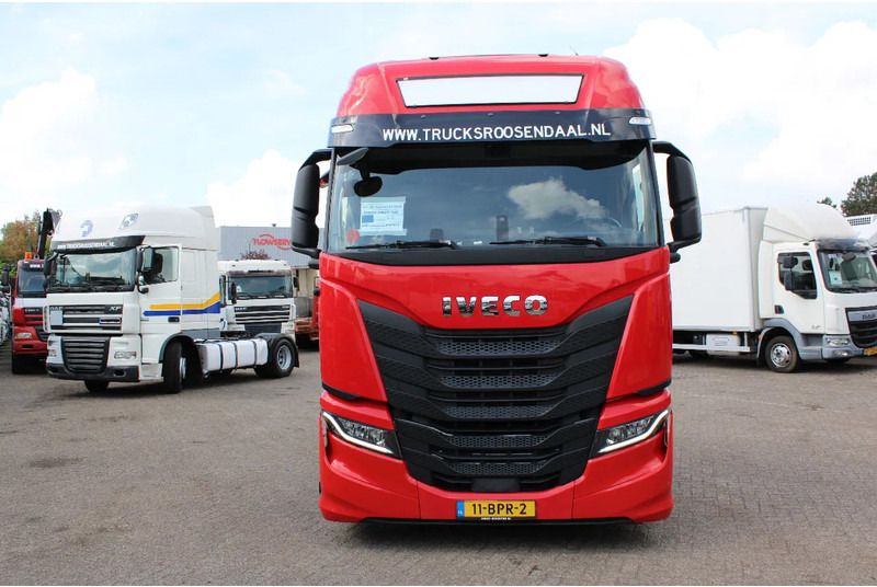 Iveco S-WAY 460 + LNG + retarder + euro 6 - Vilkikas: foto 2 Iveco S-WAY 460 + LNG + retarder + euro 6 - Vilkikas: foto 2