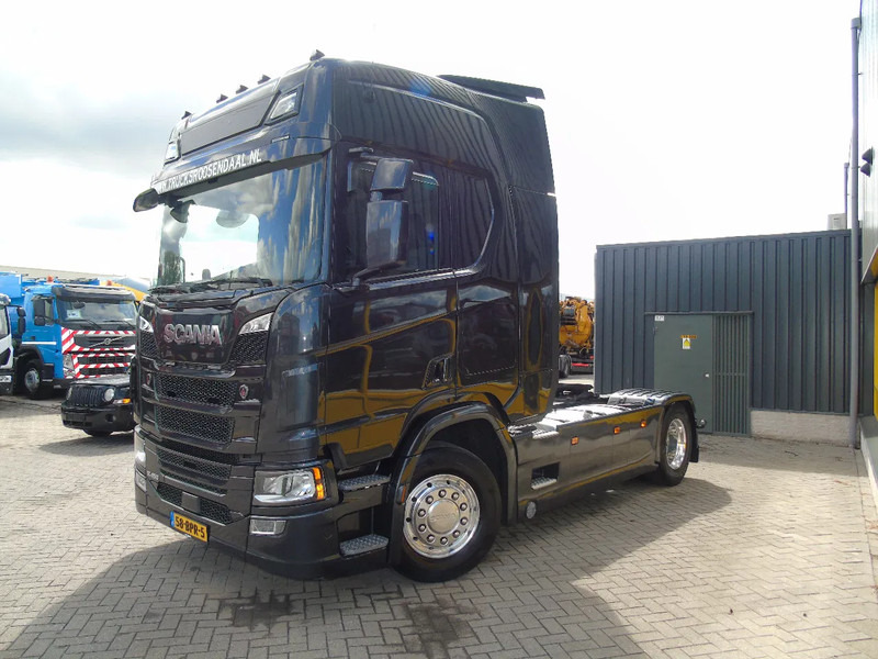 Scania R450 + RETARDER + FULL OPTION + EURO 6 - Vilkikas: foto 2 Scania R450 + RETARDER + FULL OPTION + EURO 6 - Vilkikas: foto 2