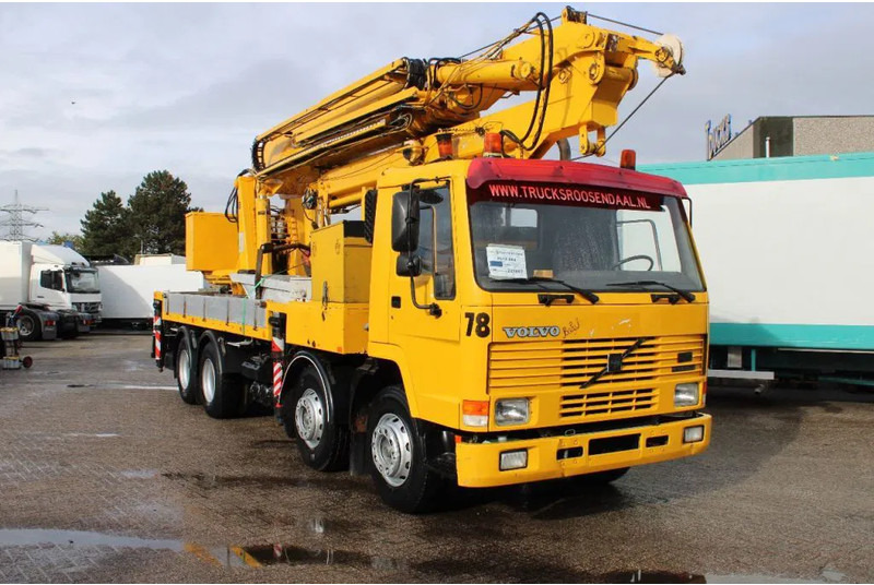 Volvo FL10 8X4 + GROMACH 34 mtr. + EURO 2 - Sunkvežimis su kranu: foto 4 Volvo FL10 8X4 + GROMACH 34 mtr. + EURO 2 - Sunkvežimis su kranu: foto 4