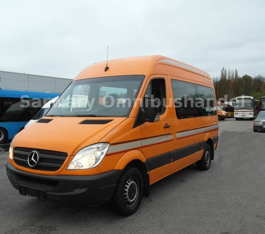 Mercedes-Benz 315 CDI Sprinter *Klima*12-Sitze*Lift*318 - Mikroautobusas, Keleivinis furgonas: foto 2 Mercedes-Benz 315 CDI Sprinter *Klima*12-Sitze*Lift*318 - Mikroautobusas, Keleivinis furgonas: foto 2