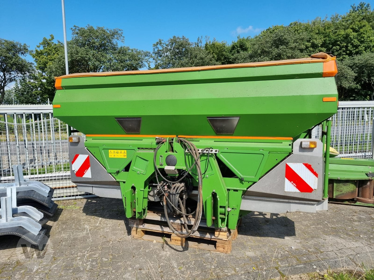 Amazone ZA-M 3000 - Trąšų barstytuvas: foto 1 Amazone ZA-M 3000 - Trąšų barstytuvas: foto 1