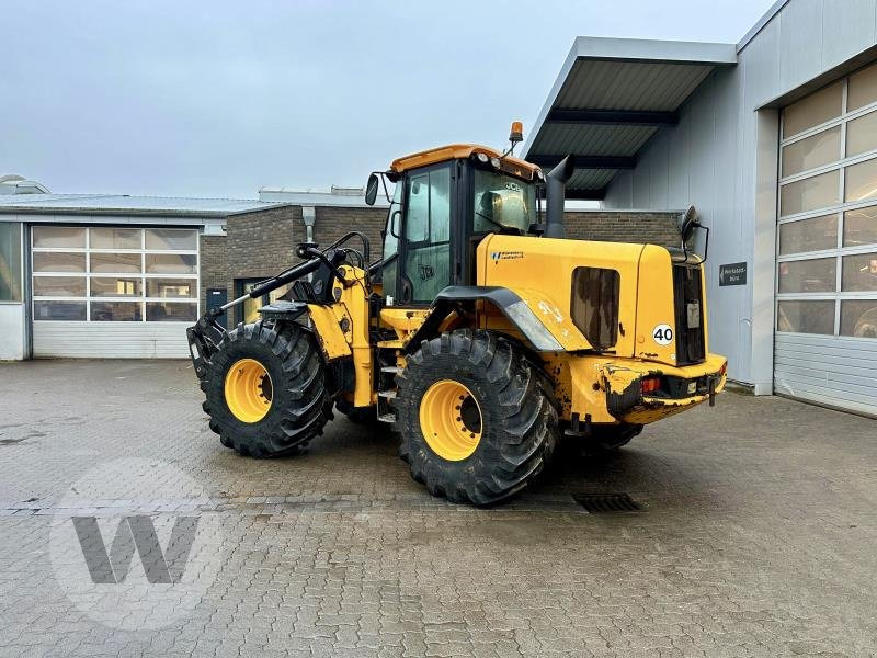 JCB 427 HT Agri - Ratinis krautuvas: foto 2 JCB 427 HT Agri - Ratinis krautuvas: foto 2