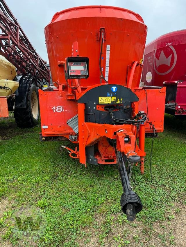 Kuhn Profile 1480 - Pašarų maišytuvas: foto 1 Kuhn Profile 1480 - Pašarų maišytuvas: foto 1