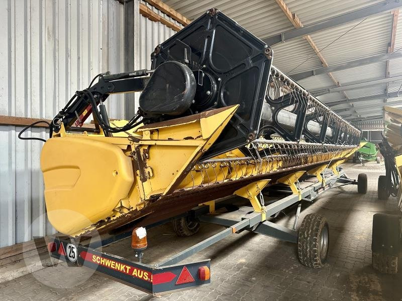 New Holland VARIFEED 35V - Grūdų pjaunamoji: foto 1 New Holland VARIFEED 35V - Grūdų pjaunamoji: foto 1