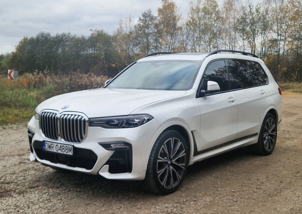 BMW X7 M50i sport - Visureigis: foto 3 BMW X7 M50i sport - Visureigis: foto 3