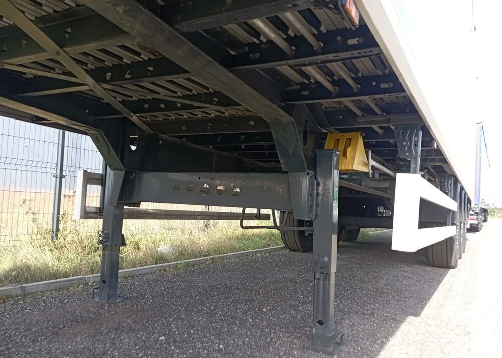 Reisch 3x Ruchoma podłoga 2 - 2022 , 1-2023 - Su slankiojanciomis grindimis puspriekabė: foto 2 Reisch 3x Ruchoma podłoga 2 - 2022 , 1-2023 - Su slankiojanciomis grindimis puspriekabė: foto 2