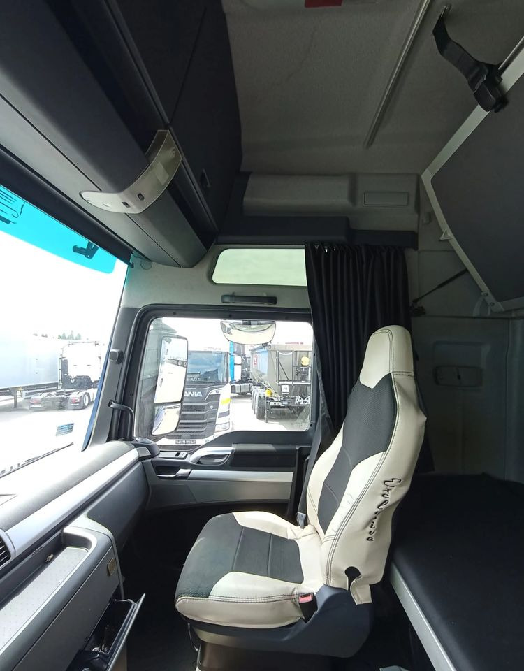 Vilkikas MAN Dostępne 3 szt. Standard i Mega TGX 18.440: foto 16