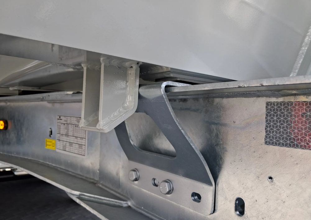 Zaslaw Aluminiowa skrzynia 28-33m3 - Savivartis puspriekabė: foto 4 Zaslaw Aluminiowa skrzynia 28-33m3 - Savivartis puspriekabė: foto 4