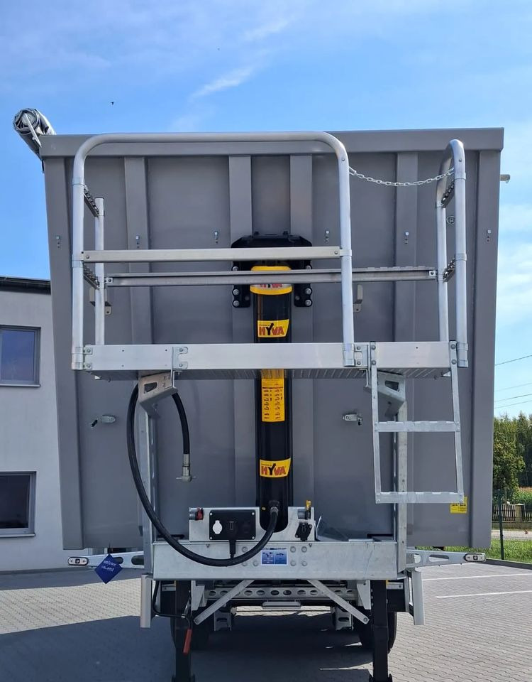 Zaslaw Wywrotka Aluminiowa 51m3 Klapo-Drzwi - Savivartis puspriekabė: foto 5 Zaslaw Wywrotka Aluminiowa 51m3 Klapo-Drzwi - Savivartis puspriekabė: foto 5