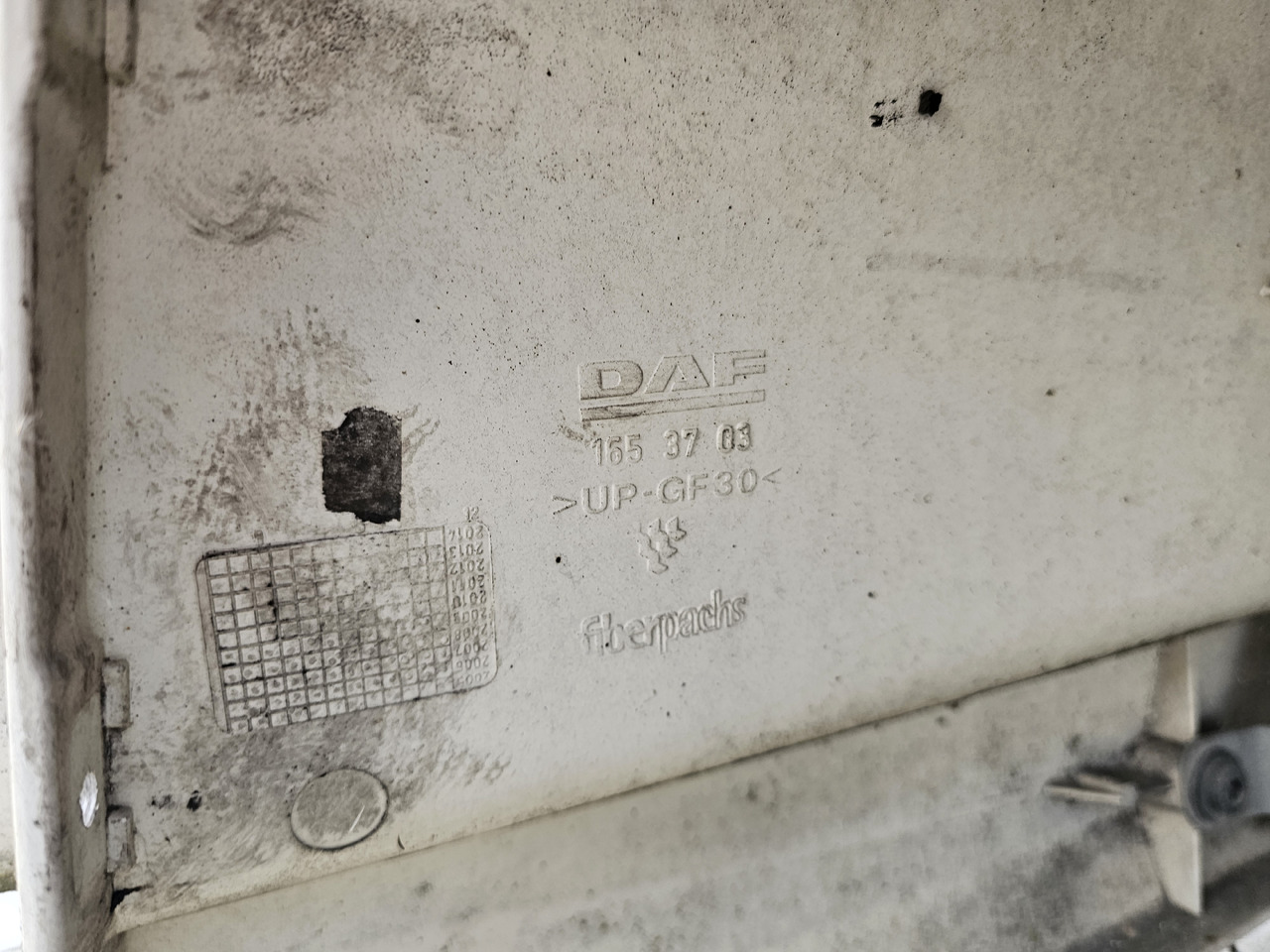 DAF XF105 SPACE CAB / ROOF SPOILER - Aerodinamika/ Spoileris: foto 4 DAF XF105 SPACE CAB / ROOF SPOILER - Aerodinamika/ Spoileris: foto 4