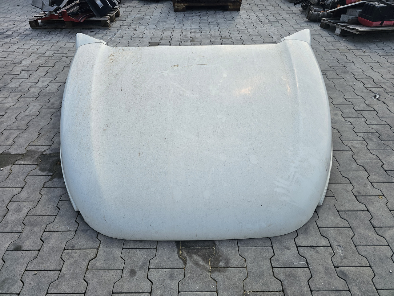 DAF XF105 SPACE CAB / ROOF SPOILER - Aerodinamika/ Spoileris: foto 2 DAF XF105 SPACE CAB / ROOF SPOILER - Aerodinamika/ Spoileris: foto 2