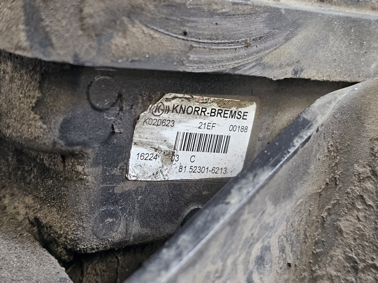 MAN TGX TGS / EBS VALVE / 81523016213 - Stabdžių vožtuvas: foto 2 MAN TGX TGS / EBS VALVE / 81523016213 - Stabdžių vožtuvas: foto 2