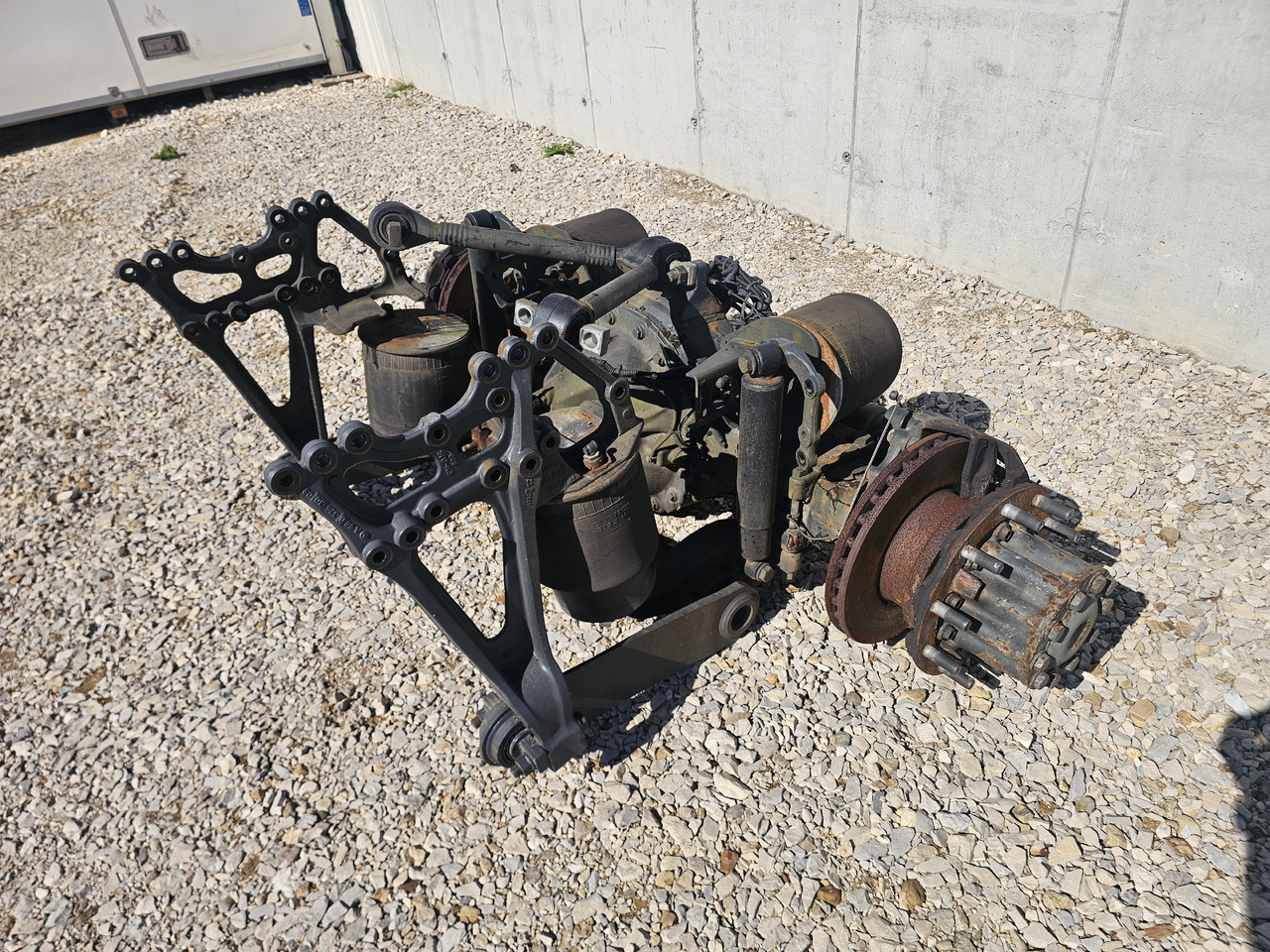 MERCEDES-BENZ ACTROS MP4 / COMPLETE REAR AXLE / R440 /RATIO: 2.733 - Galinė ašis: foto 3 MERCEDES-BENZ ACTROS MP4 / COMPLETE REAR AXLE / R440 /RATIO: 2.733 - Galinė ašis: foto 3
