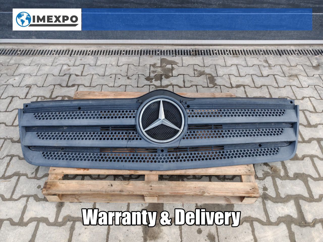 MERCEDES-BENZ ATEGO MP4 EURO 6 / FRONT GRILL - Grotelės: foto 1 MERCEDES-BENZ ATEGO MP4 EURO 6 / FRONT GRILL - Grotelės: foto 1